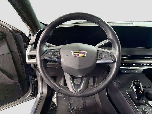 Used 2024 Cadillac XT4 Luxury w/ LPO, Floor Liner Package image 11