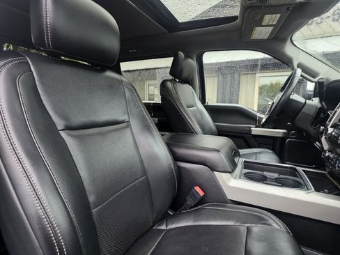 Used 2019 Ford F350 Lariat w/ Lariat Ultimate Package AWD/4WD image 12