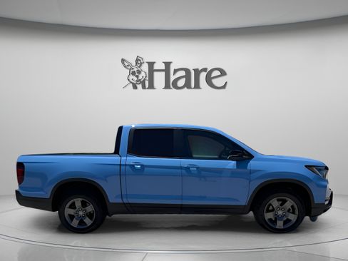 Used 2024 Honda Ridgeline TrailSport image 6