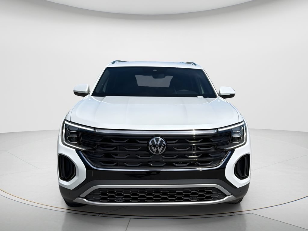 New 2026 Volkswagen Atlas Cross Sport SE FWD image 2
