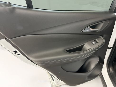 Used 2025 Buick Encore GX Preferred image 26