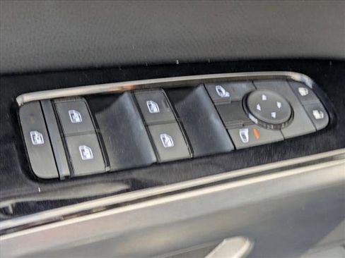 Certified 2024 Nissan Pathfinder SL w/ SL Premium Package image 7