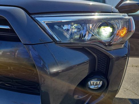 Used 2021 Toyota 4Runner SR5 image 35