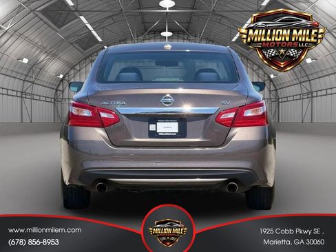 Used 2017 Nissan Altima 2.5 SV FWD image 4