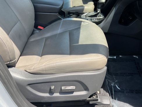 Used 2019 Hyundai Santa Fe XL w/ Cargo Package AWD/4WD image 18
