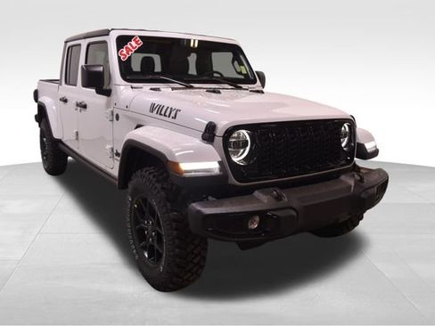 New 2025 Jeep Gladiator Willys image 4