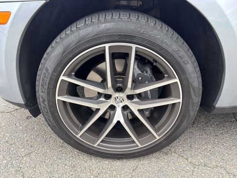Used 2022 Porsche Macan image 6