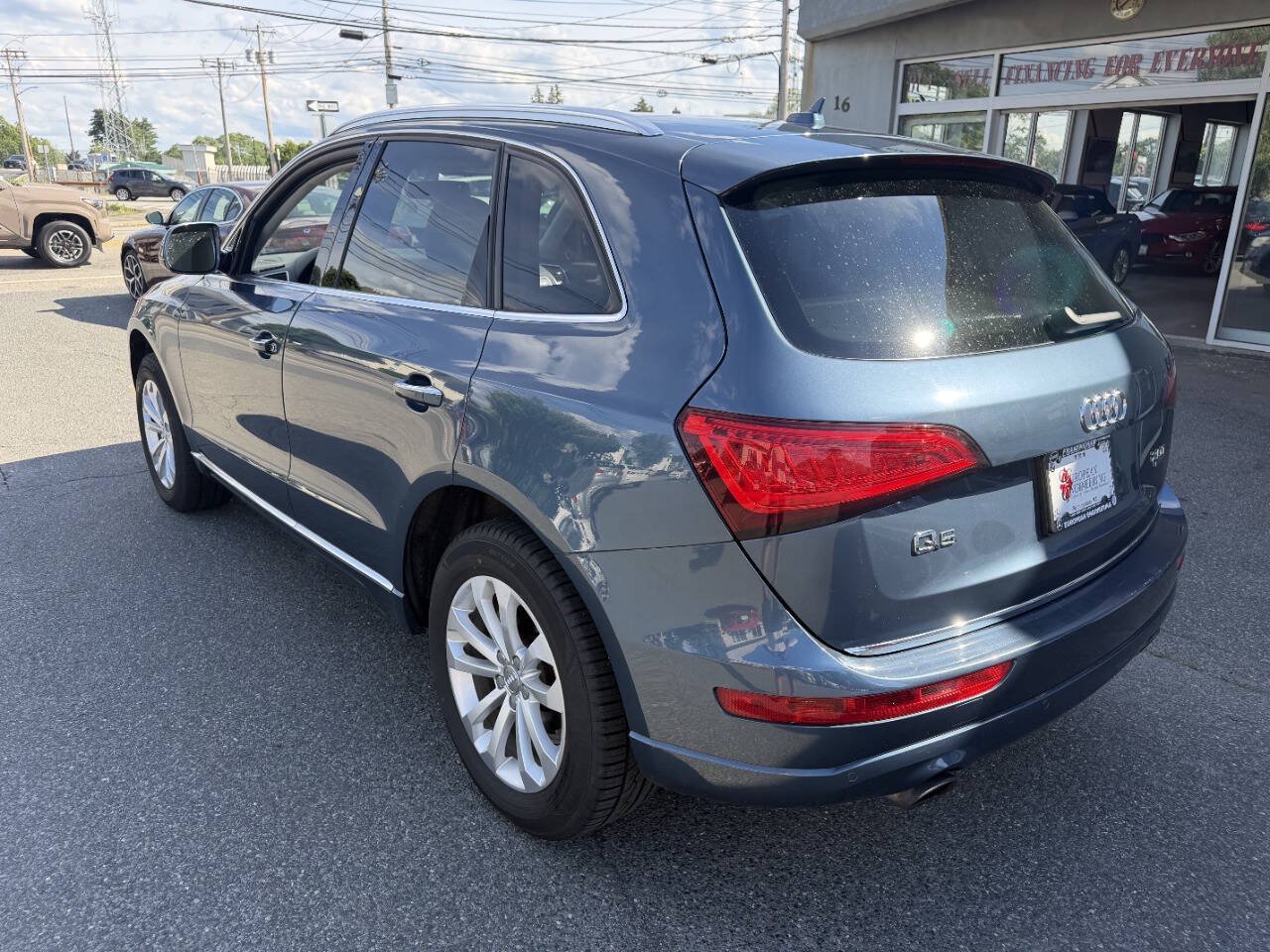 Used 2016 Audi Q5 2.0T Premium Plus w/ Technology Package AWD/4WD image 5