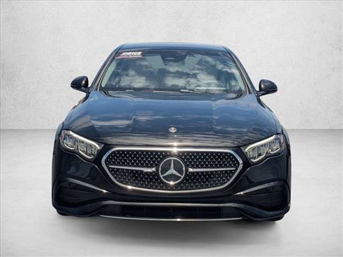 Used 2026 Mercedes-Benz E 350 4MATIC Sedan image 2