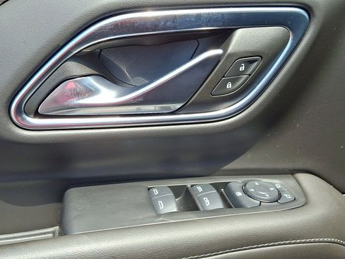 Used 2024 Chevrolet Suburban LS image 14