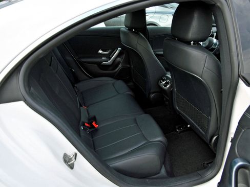 Used 2025 Mercedes-Benz CLA 250 image 26