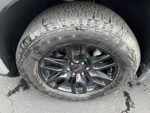 Used 2025 GMC Sierra 1500 Elevation AWD/4WD image 34