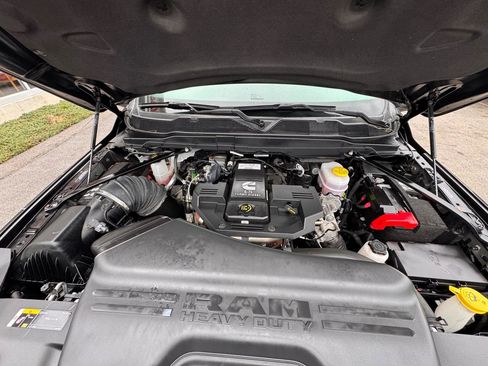 Used 2024 RAM 2500 Big Horn w/ Night Edition AWD/4WD image 23