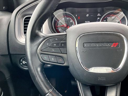 Used 2023 Dodge Charger SXT RWD image 10