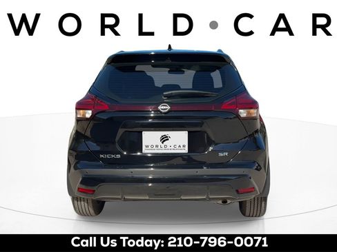 Used 2024 Nissan Kicks SR image 6