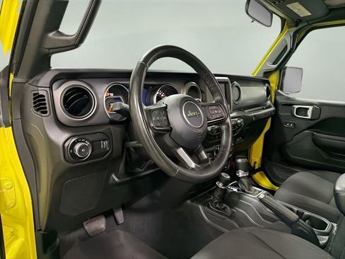 Used 2023 Jeep Wrangler Willys image 10