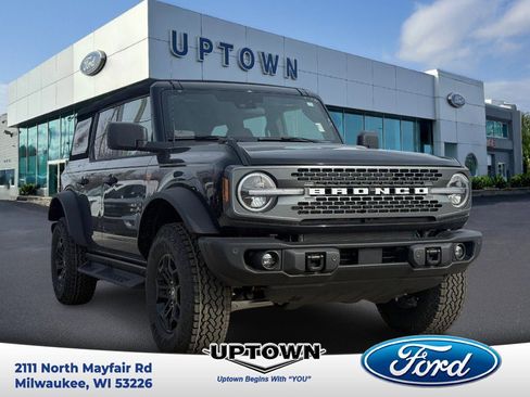 New 2026 Ford Bronco Badlands image 1