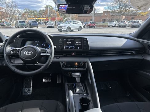 New 2026 Hyundai Elantra Sport image 3