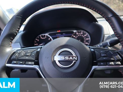 Used 2025 Nissan Altima 2.5 SR FWD image 28