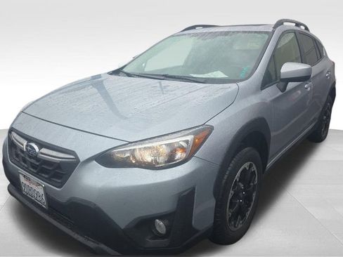 Used 2023 Subaru Crosstrek 2.0i Premium image 1