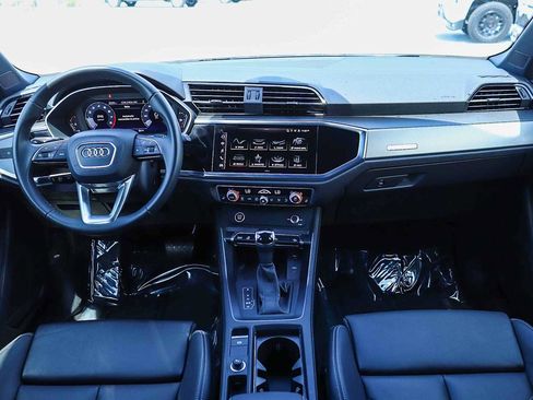 Used 2025 Audi Q3 2.0T Premium w/ Convenience Package AWD/4WD image 16