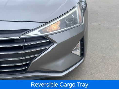 Used 2020 Hyundai Elantra SE w/ Cargo Package (C1) FWD image 4