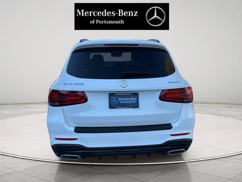 Certified 2022 Mercedes-Benz GLC 300 4MATIC image 4