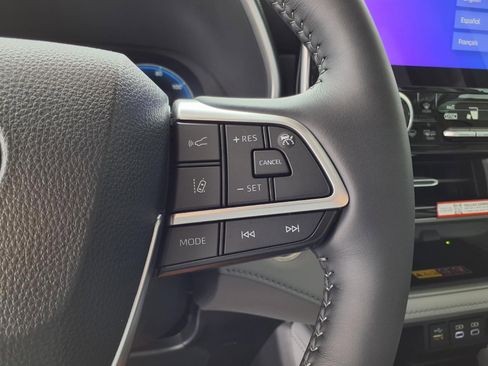 New 2026 Toyota Highlander Limited AWD/4WD image 21