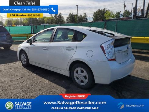 Used 2011 Toyota Prius Two image 3