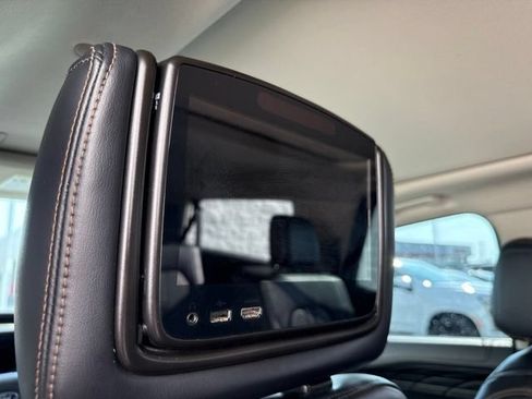 Used 2019 Ford Expedition Max Platinum AWD/4WD image 14