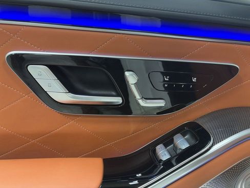 Certified 2023 Mercedes-Benz S 580e 4MATIC Sedan w/ AMG Line image 29