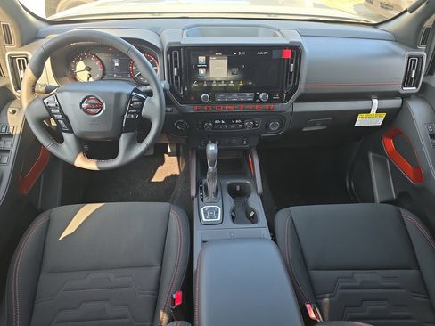 New 2026 Nissan Frontier PRO-4X w/ Pro-4x Convenience Package AWD/4WD image 18