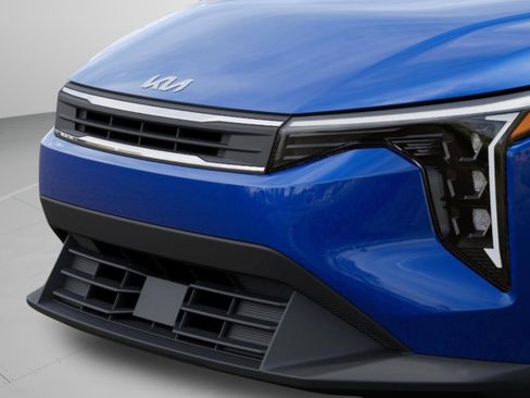 New 2026 Kia K4 LXS image 13