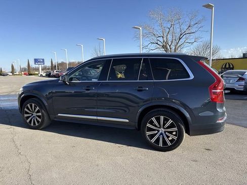 Used 2025 Volvo XC90 B5 Core image 8