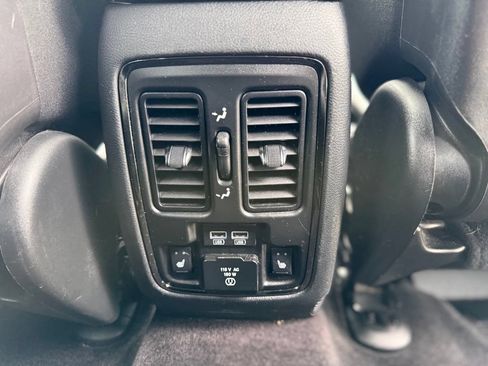 Used 2018 Dodge Durango R/T AWD/4WD image 19