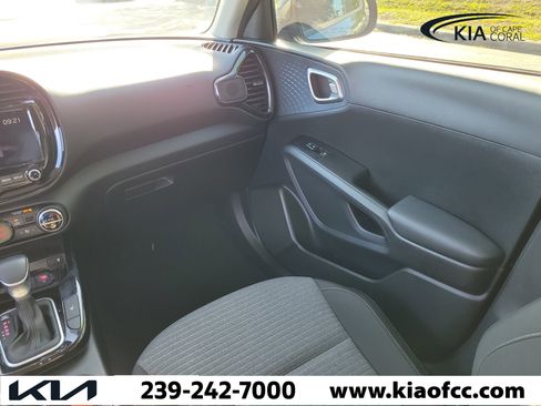 Certified 2021 Kia Soul EX image 17