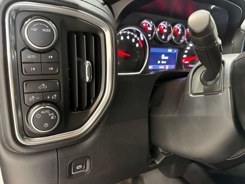 Used 2020 Chevrolet Silverado 1500 LT w/ True North Edition AWD/4WD image 32