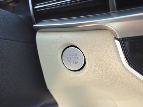 New 2026 Kia Sorento S w/ S Panoramic Sunroof Package image 31