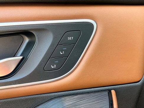 Used 2024 Nissan Rogue Platinum w/ Platinum Premium Package FWD image 33