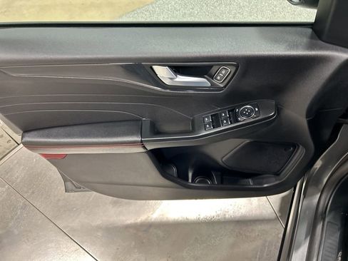 Used 2025 Ford Escape ST-Line w/ Tech Pack #1 image 12