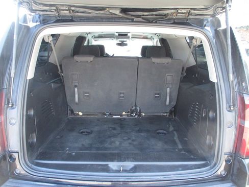 Used 2018 Chevrolet Suburban 4WD w/ Max Trailering Package image 5