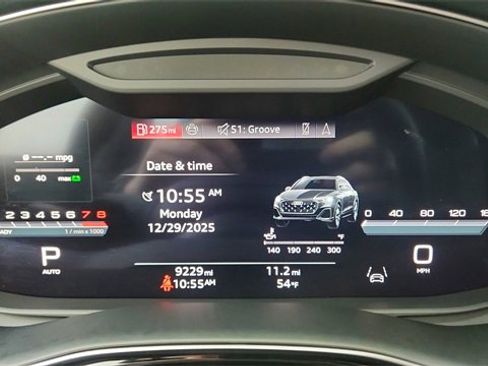 Used 2025 Audi Q8 Prestige w/ Prestige Package image 37