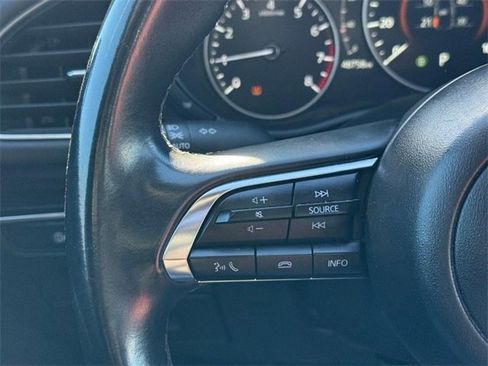 Used 2024 MAZDA MAZDA3 s image 17