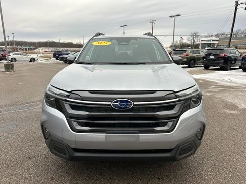 Used 2025 Subaru Forester Limited w/ Popular Package #2 image 2