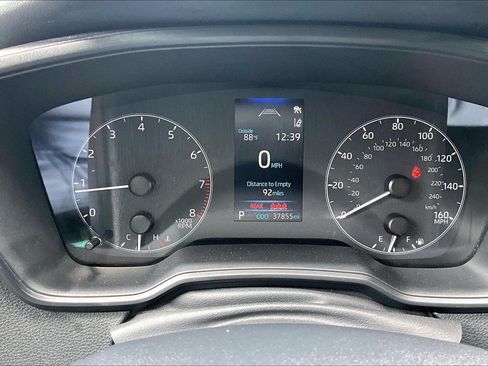Used 2024 Toyota Corolla LE FWD image 19