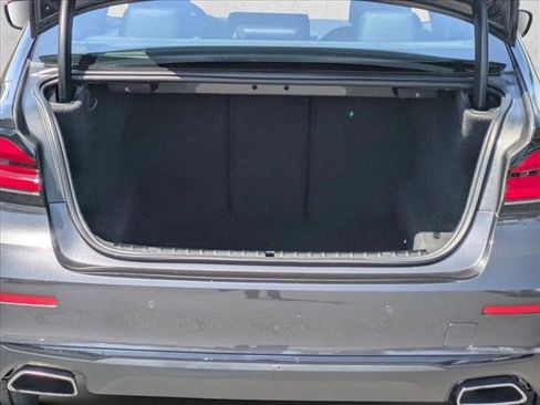 Certified 2023 BMW 530i w/ Premium Package RWD image 6