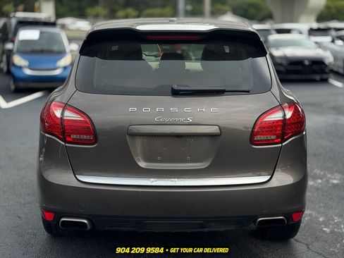 Used 2014 Porsche Cayenne S AWD/4WD image 5