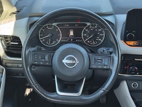 Used 2023 Nissan Rogue SL w/ SL Premium Package image 15