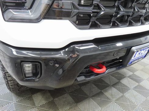 Used 2025 Chevrolet Silverado 2500 ZR2 w/ Technology Package image 59