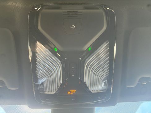 Used 2025 BMW 330i xDrive Sedan image 29